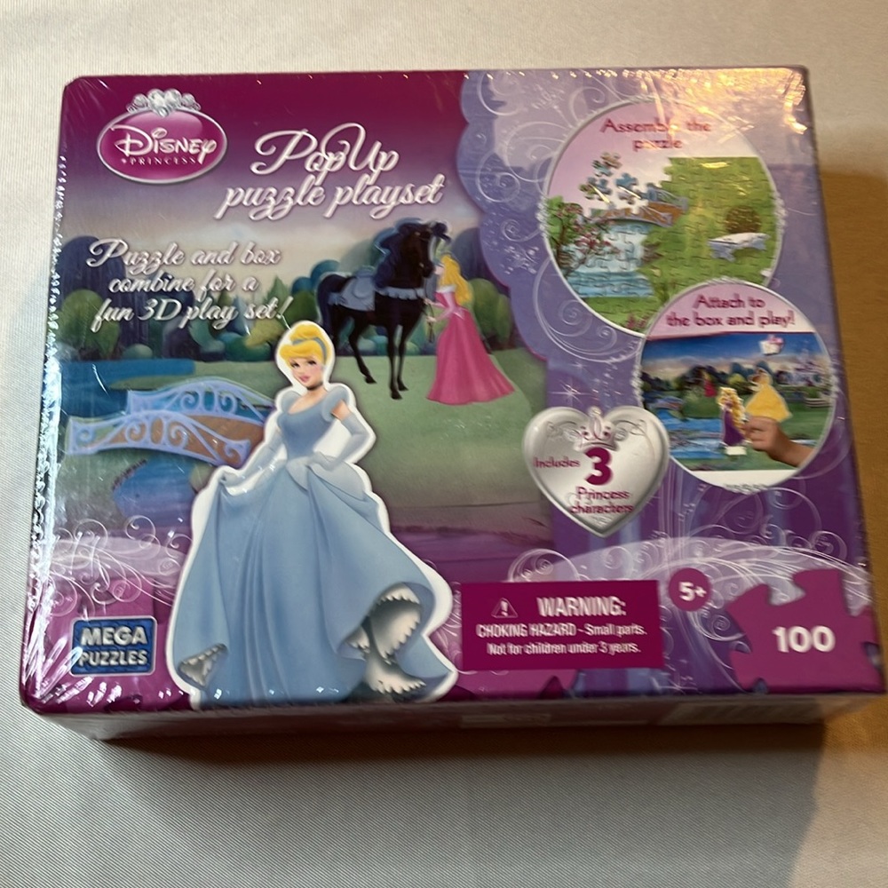 Disney Pop Up Puzzle PlaySet SEALED Never Opened